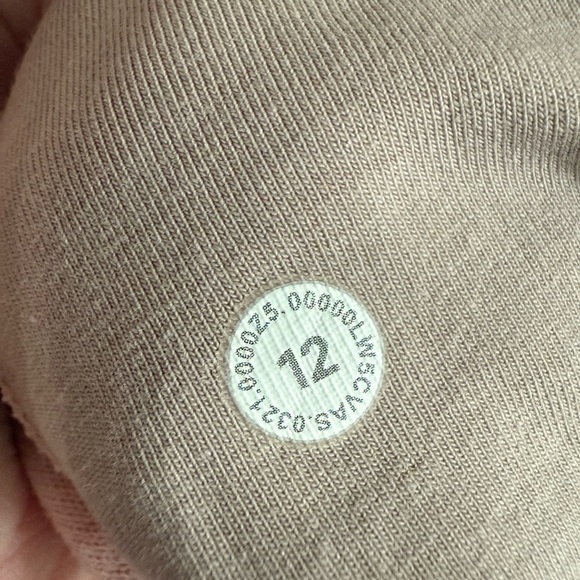 Lululemon Scuba High-Rise Jogger *Fleece 28” in pink mist - Picture 6 of 10